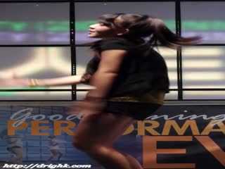 热裤小妹又来了 04