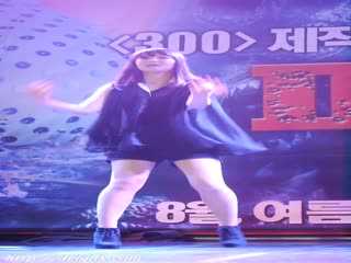 热裤小妹热舞 04