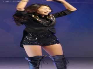 紧身黑色热裤少女 05