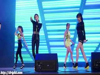 包臀紧身黑裙少女 02