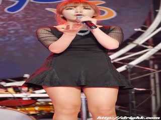 超短黑裙性感美腿 03