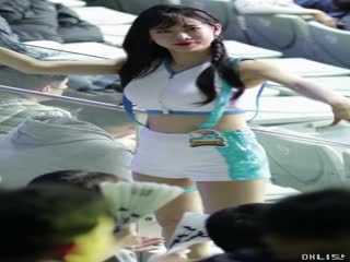 Showgirl美女视频014